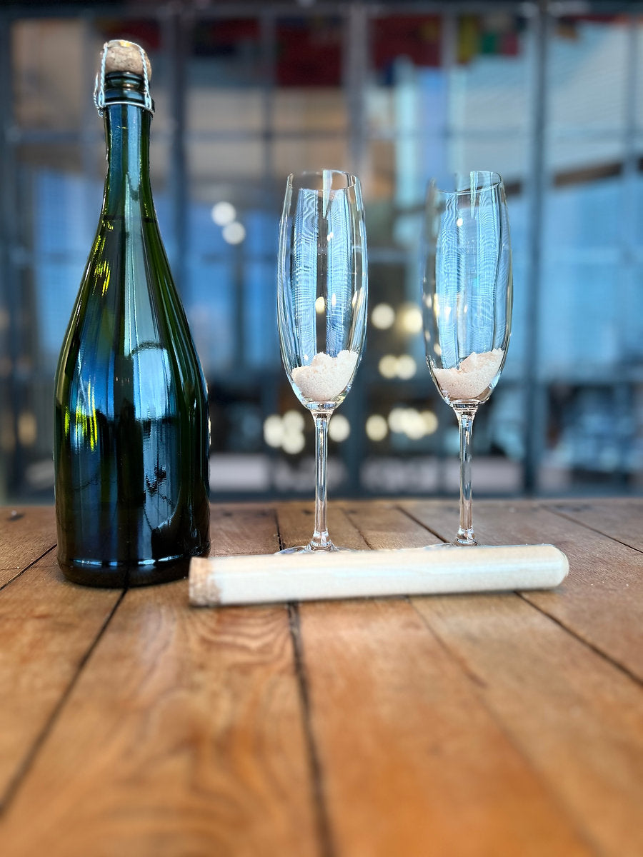 CHAMPAGNE TOAST TO A DIRTY THIRTY Gift Basket